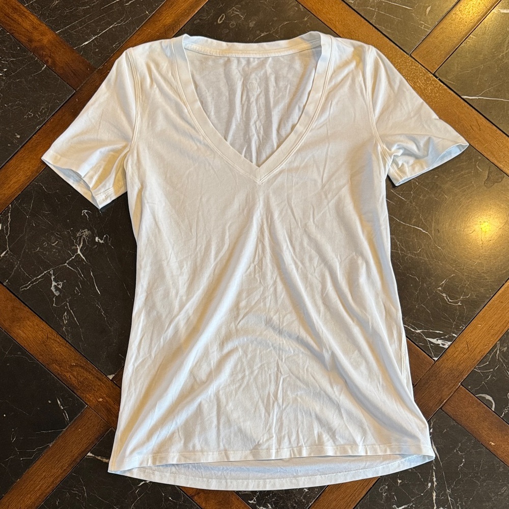 lululemon athletica Light Blue V-Neck Tee